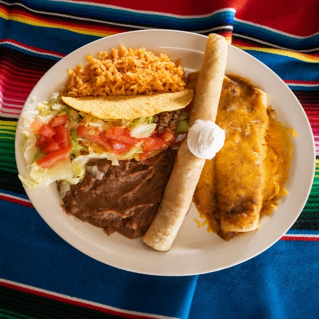 Lunch Tex-Mex Trio.