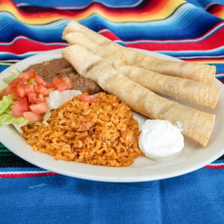Flauta Family Takeout